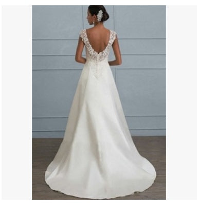 Autumn new white temperament lace dress European wedding bridesmaid backless low collar large size dress long skirt - Image 4